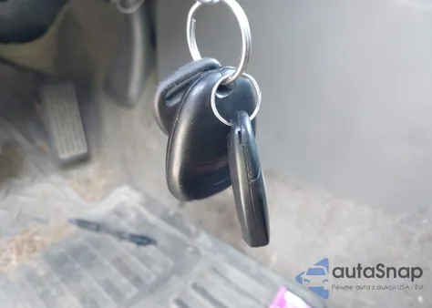 2004 Chevrolet Silverado 2500Hd Lt from USA, damaged, VIN 1GCHK23124F155634